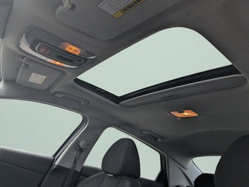 New 2025 Hyundai Elantra SEL FWD image 16