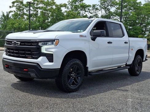 Used 2024 Chevrolet Silverado 1500 LT Trail Boss w/ Protection Package AWD/4WD image 6