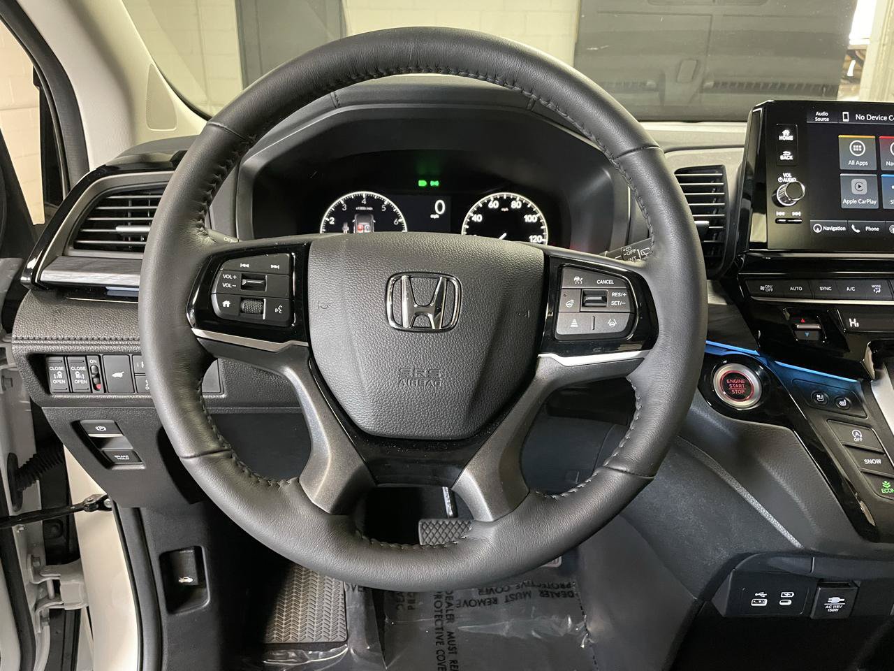 Used 2026 Honda Odyssey Elite image 17