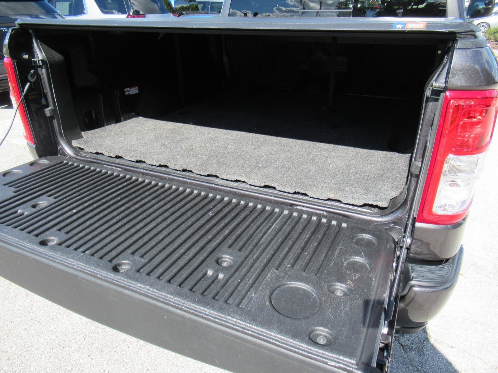 Used 2019 RAM 1500 4x4 Crew Cab image 32