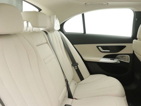 New 2026 Mercedes-Benz E 350 Sedan image 10
