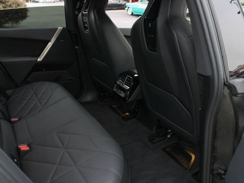 Used 2024 BMW iX xDrive50 w/ Premium Package AWD/4WD image 24