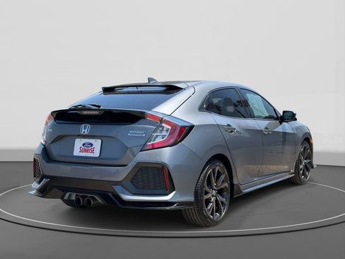 Used 2018 Honda Civic Sport Touring image 5