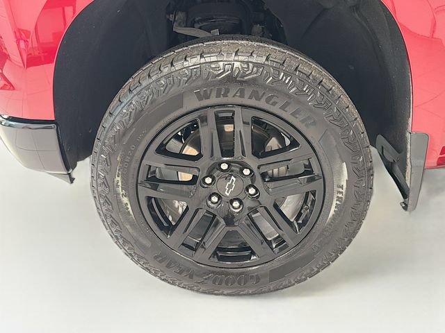 Used 2025 Chevrolet Silverado 1500 LT Trail Boss w/ Convenience Package II AWD/4WD image 27