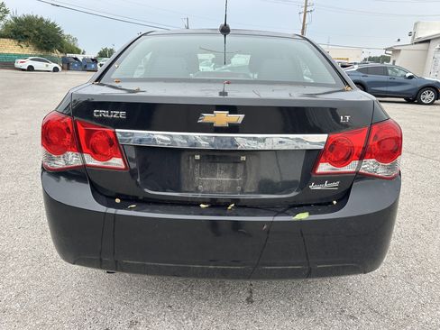 Used 2015 Chevrolet Cruze LT image 6