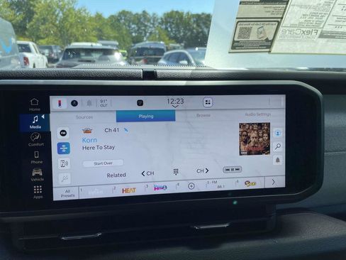 New 2025 Jeep Gladiator Sport image 23