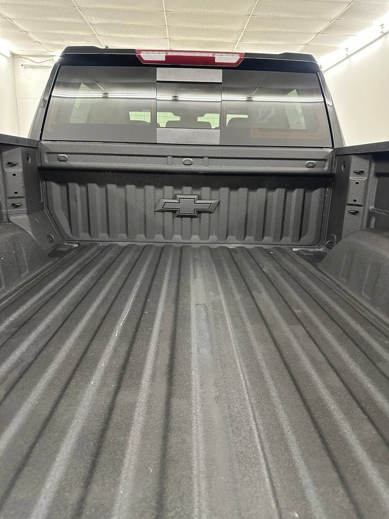 Used 2024 Chevrolet Silverado 1500 RST w/ Convenience Package II AWD/4WD image 32