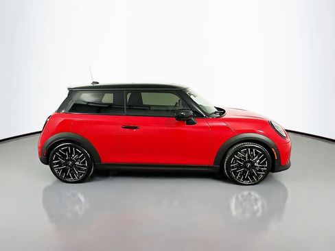 Certified 2025 MINI Cooper S image 4