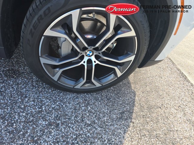 Used 2022 BMW X5 sDrive40i w/ Premium Package RWD image 6