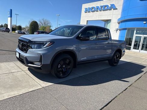 New 2026 Honda Ridgeline Black Edition image 13