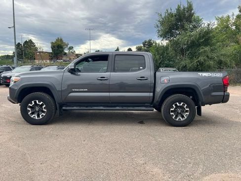 Used 2019 Toyota Tacoma TRD Off-Road AWD/4WD image 2