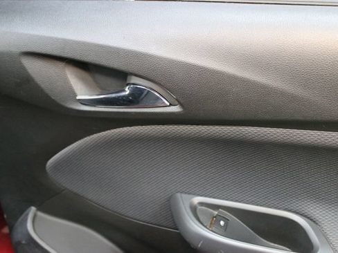 Used 2016 Chevrolet Cruze LT FWD image 12