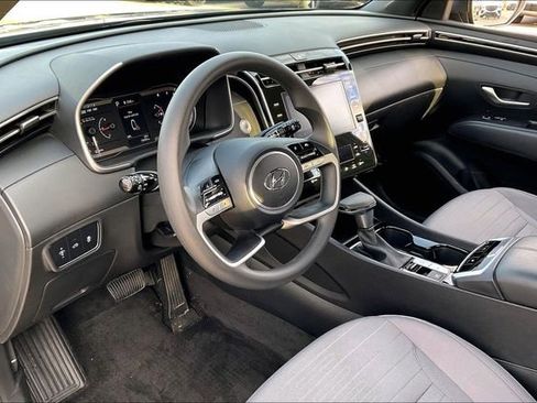 Certified 2024 Hyundai Santa Cruz SEL image 13