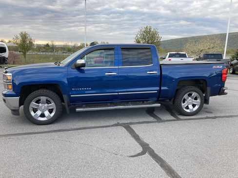 Used 2015 Chevrolet Silverado 1500 LTZ Z71 w/ LTZ Plus Package AWD/4WD image 4