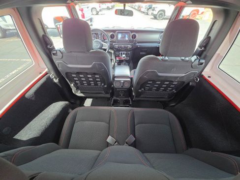Used 2018 Jeep Wrangler Rubicon AWD/4WD image 22