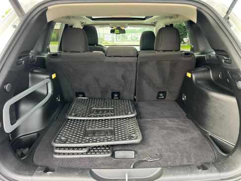 Used 2016 Jeep Cherokee Latitude w/ Comfort/Convenience Group AWD/4WD image 42