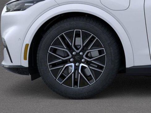 New 2025 Ford Mustang Mach-E Premium image 19