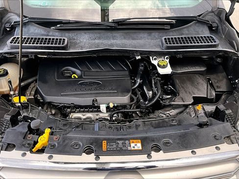 Used 2018 Ford Escape SE w/ SE Sync 3 Package AWD/4WD image 31