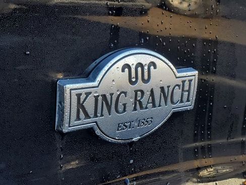 Used 2022 Ford Explorer King Ranch w/ Technology Package AWD/4WD image 32