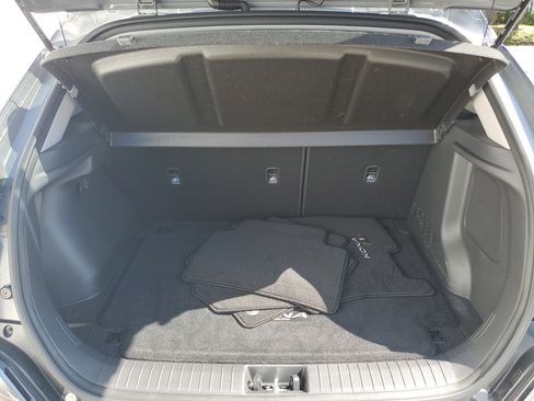 Used 2023 Hyundai Kona Limited FWD image 9