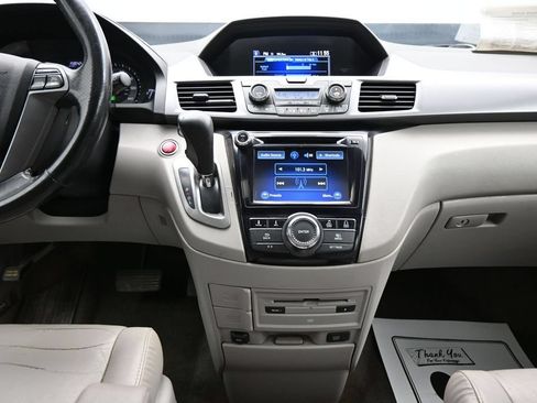Used 2014 Honda Odyssey EX-L image 17