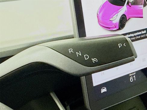 Used 2019 Tesla Model 3 Performance image 5