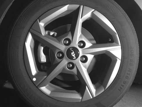 Used 2025 Kia K4 FWD image 12