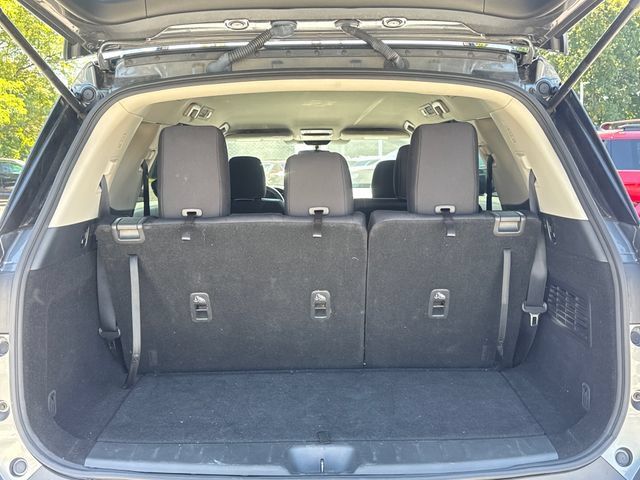 Used 2023 Nissan Pathfinder SV AWD/4WD image 13