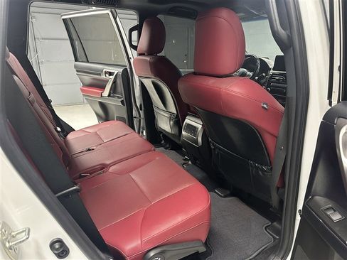 Used 2023 Lexus GX 460 Premium image 6