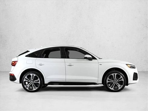 Certified 2023 Audi Q5 2.0T Prestige w/ Prestige Package AWD/4WD image 4