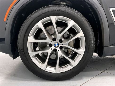 Used 2023 BMW X5 xDrive40i w/ Parking Assistance Package image 8