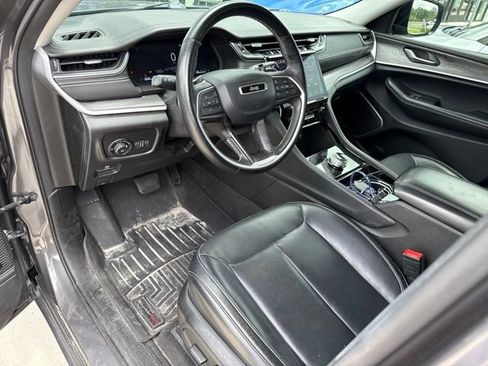 Used 2021 Jeep Grand Cherokee L Limited RWD image 13