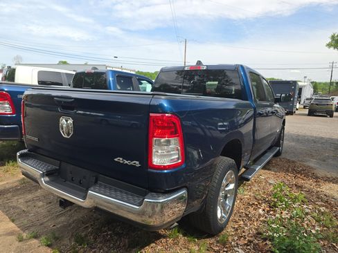 Used 2022 RAM 1500 Big Horn AWD/4WD image 2