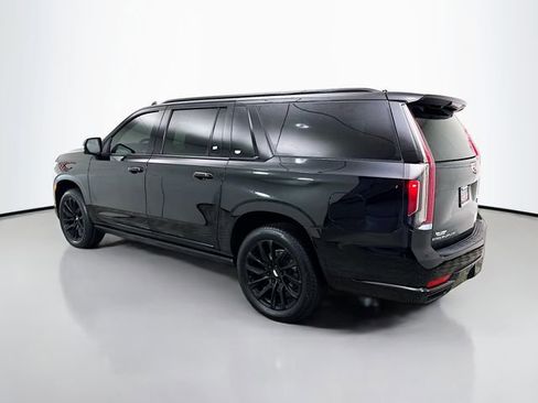 Used 2023 Cadillac Escalade ESV Sport Platinum w/ LPO, ONYX Package image 6