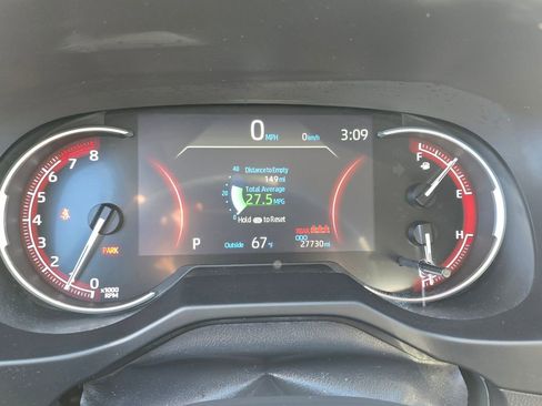 Used 2023 Toyota RAV4 LE AWD/4WD image 18