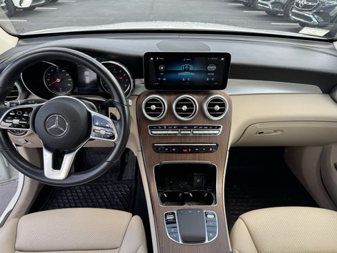Used 2020 Mercedes-Benz GLC 300 4MATIC image 31