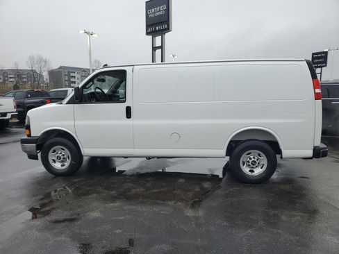 New 2025 GMC Savana 2500 w/ Driver Convenience Package image 8
