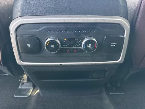 Used 2023 Ford Expedition Max Limited RWD image 18