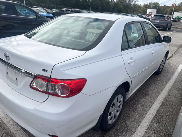 Used 2011 Toyota Corolla LE FWD image 4