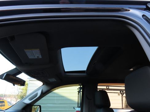 Used 2021 Chevrolet Silverado 1500 LT Trail Boss w/ Convenience Package II image 28