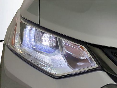 Used 2020 Chevrolet Traverse Premier w/ Redline Edition image 10