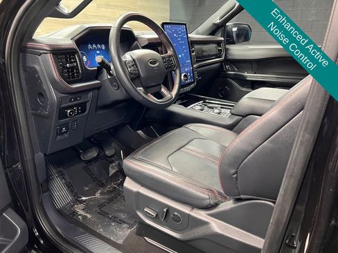 Used 2024 Ford Expedition Max Limited AWD/4WD image 3