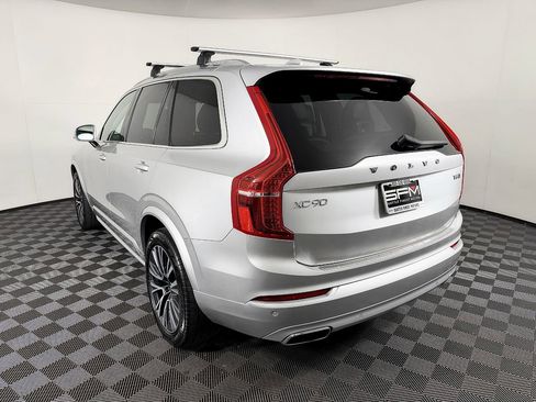 Used 2020 Volvo XC90 T6 Momentum w/ Protection Package Premier image 18