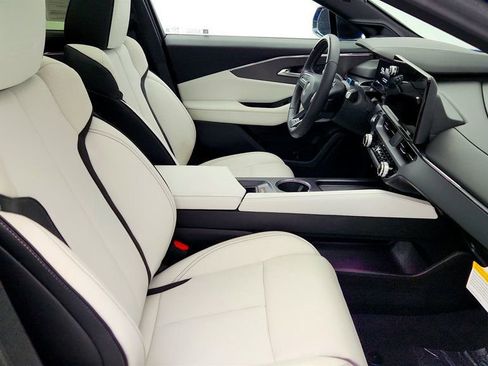 Used 2024 Acura ZDX Type S image 25