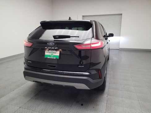 Used 2023 Ford Edge SEL image 7