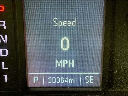 Used 2017 GMC Sierra 2500 4x4 Double Cab w/ Sierra Convenience Package image 14