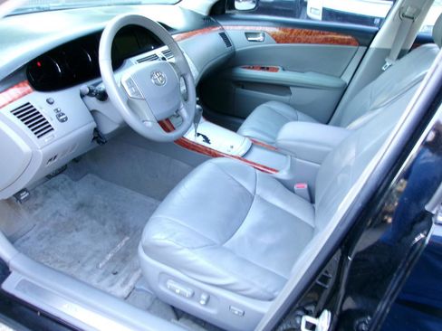 Used 2006 Toyota Avalon XLS FWD image 11