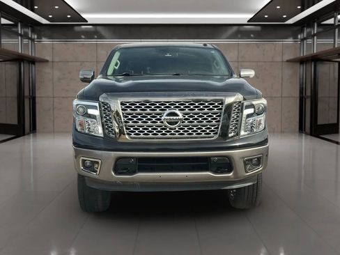 Used 2018 Nissan Titan Platinum Reserve w/ Platinum Utility Package image 22