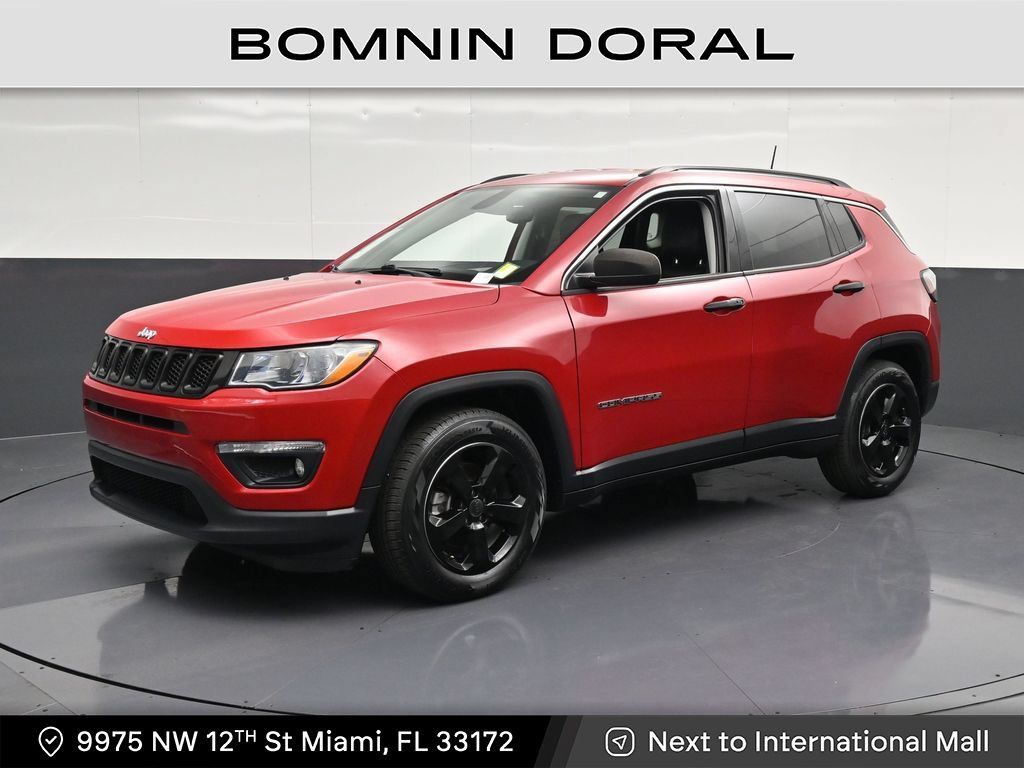 Used 2021 Jeep Compass Latitude FWD image 1