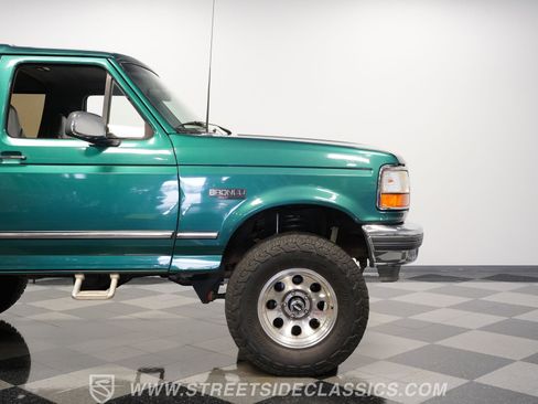 Used 1996 Ford Bronco XLT image 30
